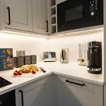 The West End Retreat - Your Luxurious 5*