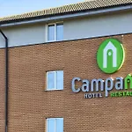 Premier Braehead Hotel 3*