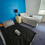 公寓 2 Bedroom Modern Stylish In Centre