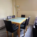 公寓 2 Bedroom Modern Stylish In Centre *