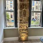Апартаменты West End Tenement Глазго