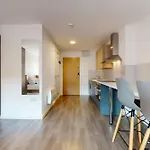 شقة Canvas غلاسغو