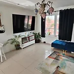 La Casita, Your Away From - Free Parking