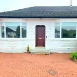 Дом отдыха Charming 3-bed Oasis-free Parking Глазго
