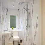 Novana מלון דירות 4*