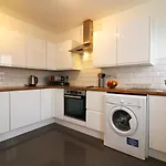 Signature - Glen Lee House *