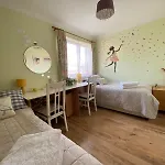 Stunning 3 Bedroom House With 2 Bathrooms بيت للعطل *