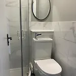 West End Cosy Pop Of Colour - Pass The Keys *