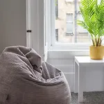 West End Cosy Pop Of Colour - Pass The Keys شقة