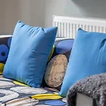 West End Cosy Pop Of Colour - Pass The Keys غلاسغو