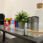 Private Bedroom - Modern Flat - West End * Glasgow