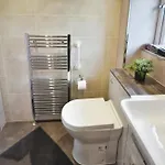 Apartment Beautiful House In Clydebank *