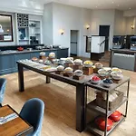 מלון Marriott 4*