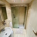 Entire Private 1 Bedroom - Guest In *