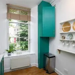 Lovely Spacious 2 Bed Flat Glasgow