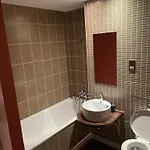 5 Beds ,4 Bedroom Duplex West Of Near Centre Apartman Glasgow