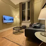 Quiet Centre, King & Sofa Bed *