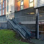 Stylish Finnieston Centre Free Parking Glasgow