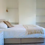 Дом отдыха - Beautiful Two Bedroom House In & Free Parking Глазго