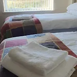 בית חווה Edenmill Farm גלאזגו