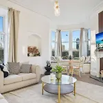 Large Terraced With Parking Glasgow