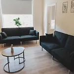 Stylish 3br Near Hampden No 264 With Free Parking Apartament Glasgow