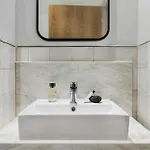 Aparthotel Vcity At The Teacher