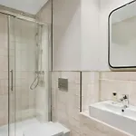 Vcity At The Teacher Aparthotel 4*