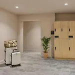 Vcity At The Teacher 4*