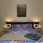 Spring Burn Bed & Breakfast Glasgow