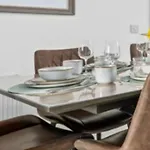 Entire Spacious 3-bed Family Home, Centre, Free Parking, Garden Глазго