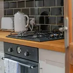 Clydebank 2 Bedroom Glasgow