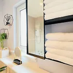 Elegant 3br House In Prázdninový dům *