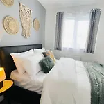 Elegant 3br House In Glasgow