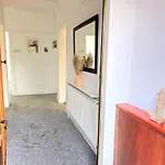 Charming 3-bed Oasis-free Parking Дом отдыха *