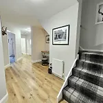Tatil Evi Warm & Cosy In Glasgow