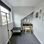 Tatil Evi Warm & Cosy In Glasgow