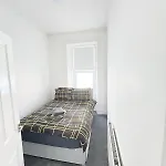 2br, Sleeps 6, Green, Free Parking & Walk Dist To Centre Apartamento