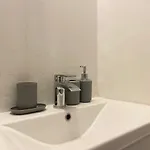 דירה Renovated West End Flat In *