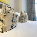 Renovated West End Flat In