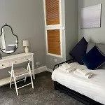 Apartment Spacious Hillhead Haven - Pass The Keys Glasgow