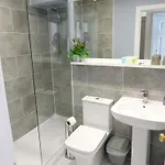 Fabulous Location, One Bedroom West End Flat, Just Off Byres Rd, Close To Sec & Hydro Apartamento Glasgow