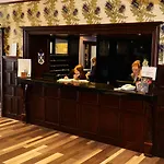 Glynhill & Near Airport