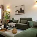 Vakantiehuis Botanic House - 3br - Private Parking