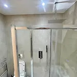 Appartement Three Bedroom In Centre Glasgow