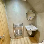 Three Bedroom In Centre * Glasgow