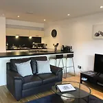 Tolbooth By Principal Apartmán