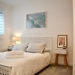 Private And Bathroom In Shared Flat With Parking Глазго