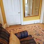 Claremont House ホテル 3*