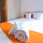Hotel Easyhotel 2*